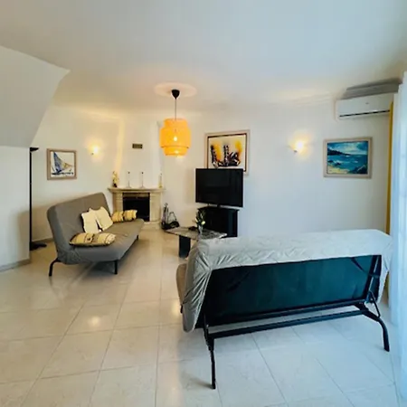 Akivillas Relax * Αλμπουφέιρα